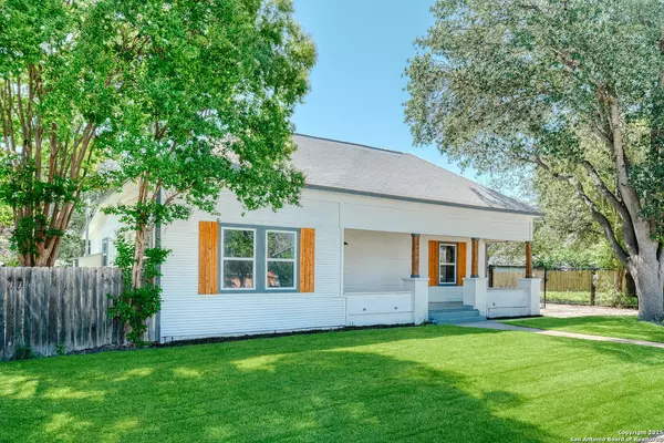 Hondo, TX 78861,1301 Avenue K