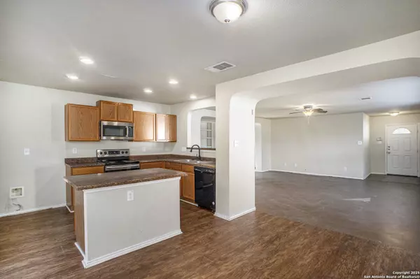 San Antonio, TX 78245,10007 Del Lago