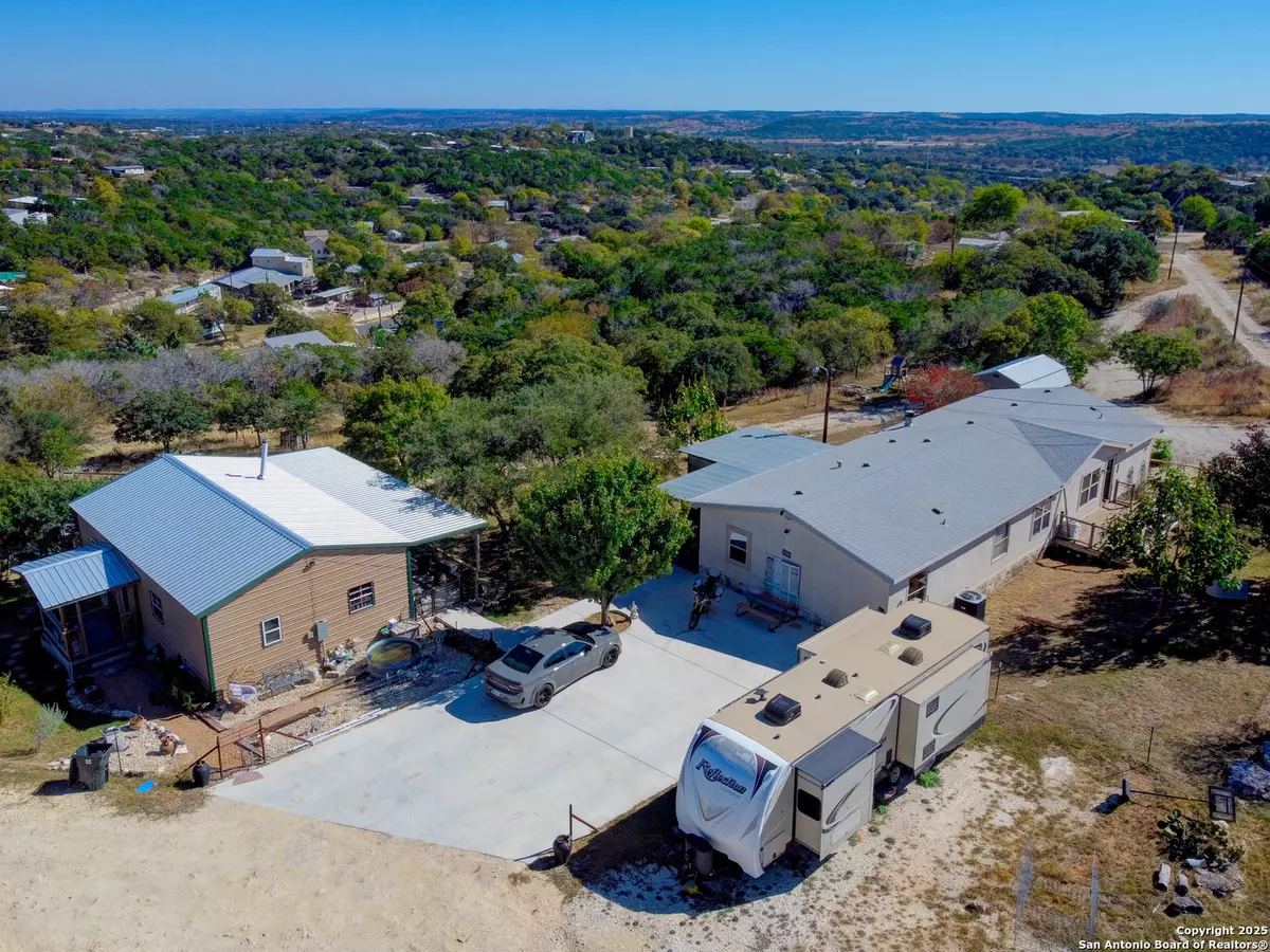 Kerrville, TX 78028,125 Valencia