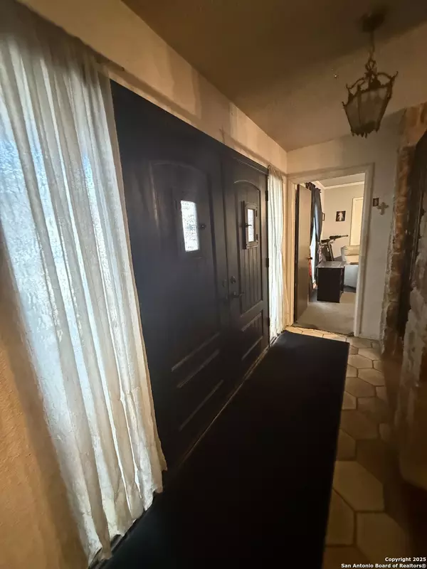 San Antonio, TX 78228,1422 sunshine