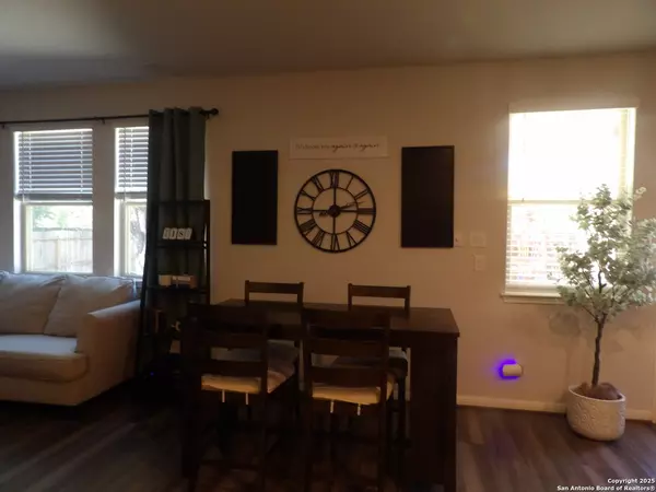 San Antonio, TX 78254,9815 Dak