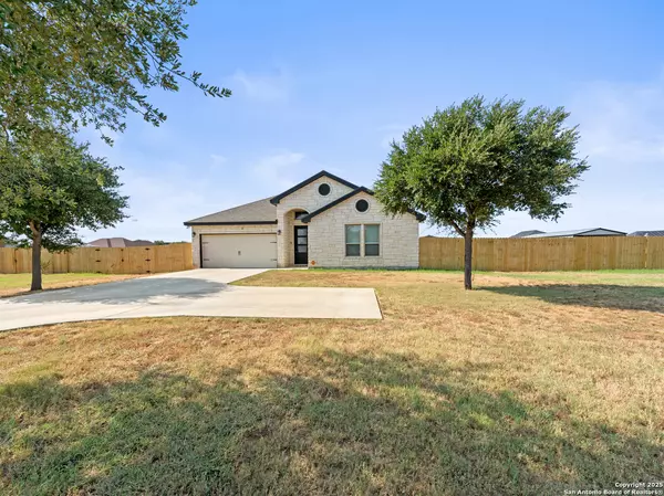 Lytle, TX 78052,132 medium meadow