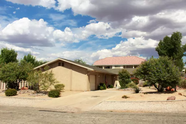 St George, UT 84790,1383 Redwood Tree ST