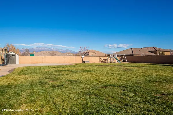 Washington, UT 84780,18 W Meadow View LN