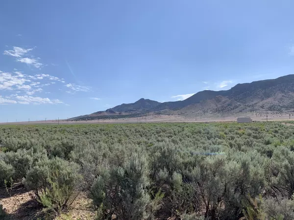 Newcastle, UT 84756,5.06 acres on 1000 E (lot 4H)