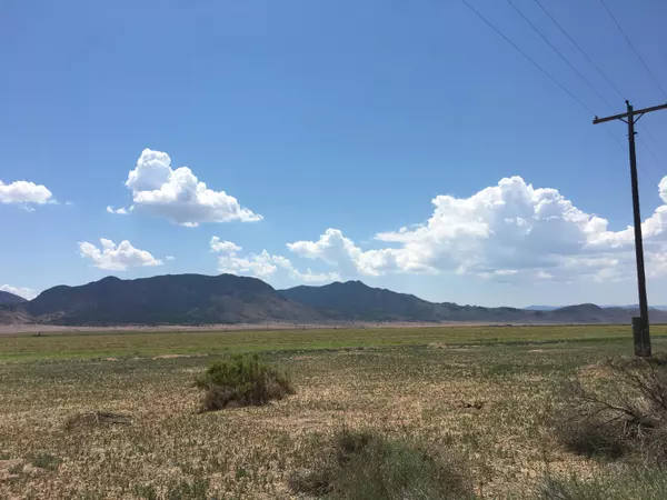 Newcastle, UT 84756,5 acres on 1015 E (lot 6L)