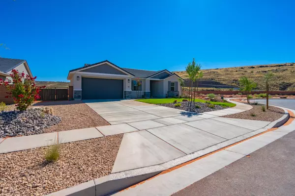 Washington, UT 84780,214 N Sage Crest CIR