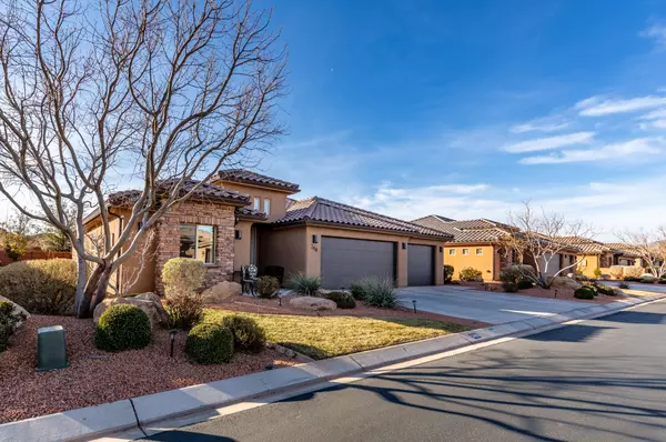 Ivins, UT 84738,348 E Desert Rose Way