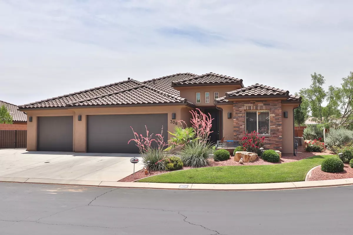 Ivins, UT 84738,306 Desert Rose Way