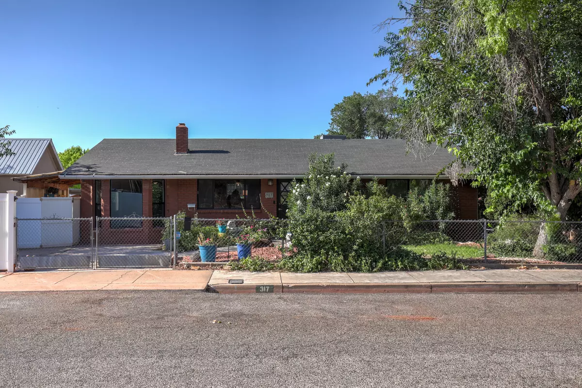 St George, UT 84770,317 W 400 N