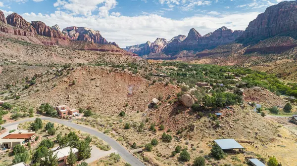 Springdale, UT 84767,6 Serendipity LN #6