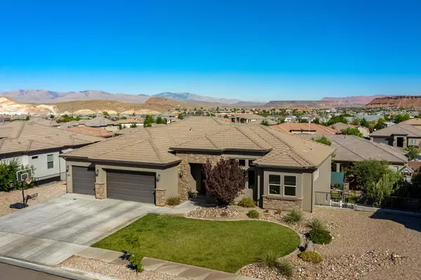 St George, UT 84790,2867 E Crimson Ridge DR