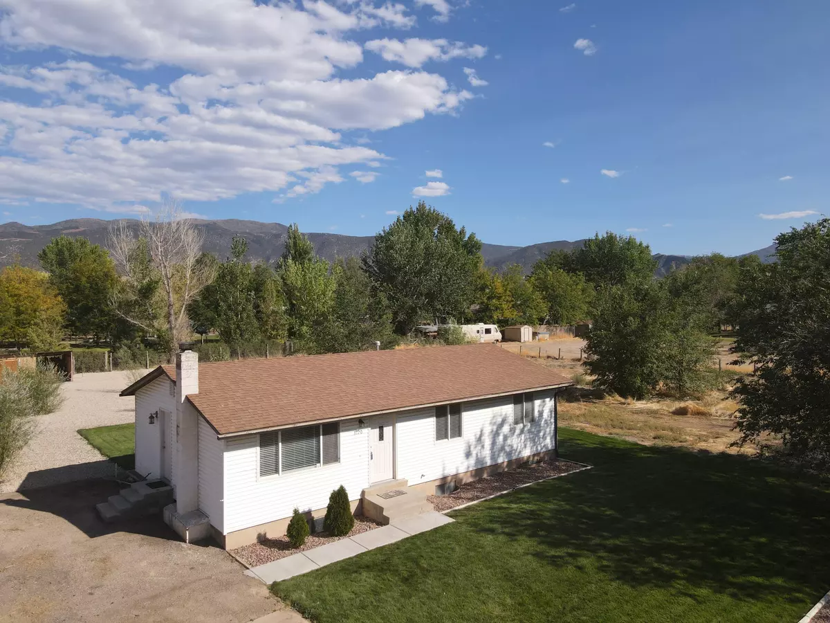 Enoch, UT 84721,3720 N Driftwood LN