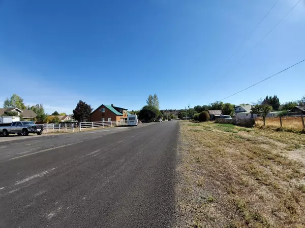 Tropic, UT 84776,135 N 300 W