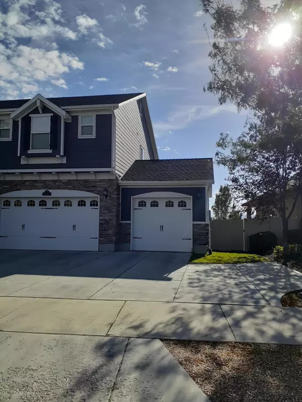 South Jordan, UT 84095,11183 Hampton Way