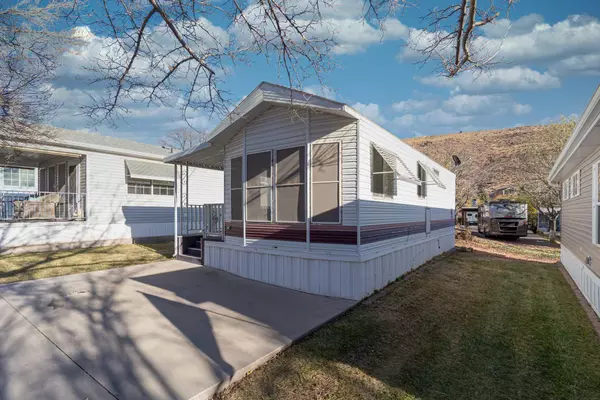 Hurricane, UT 84737,62 Cottonwood LN