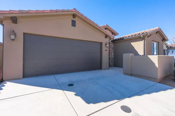 Santa Clara, UT 84765,3800 Paradise Village DR #48