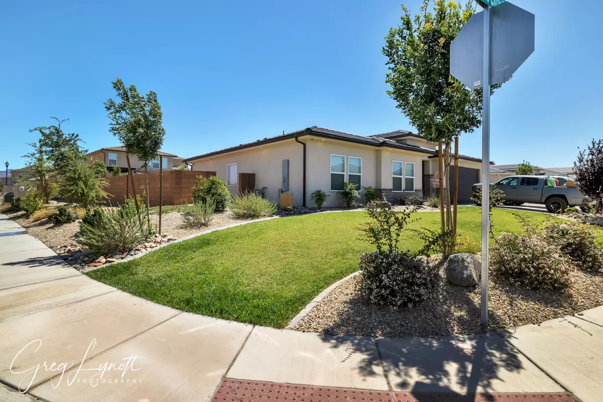 St George, UT 84790,1586 E Sunshine CIR