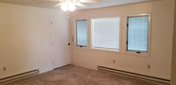 Teasdale, UT 84773,34 E Center ST