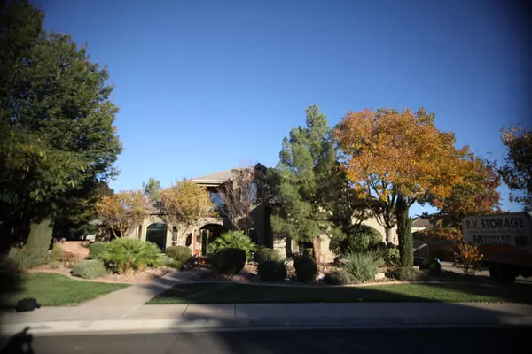 Santa Clara, UT 84765,1352 Summerwood CIR