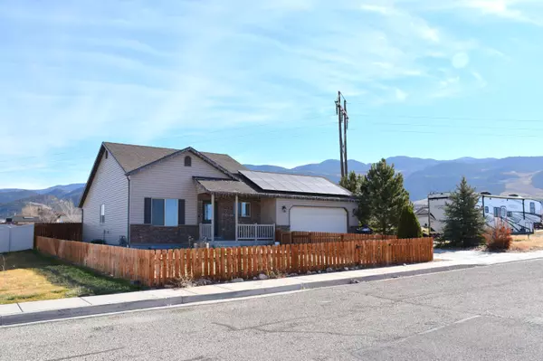 Enoch, UT 84721,4916 N Albert DR