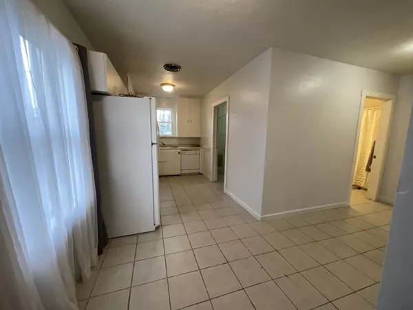 Salt Lake City, UT 84115,237 E Helm Ave