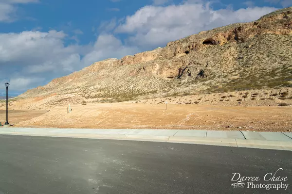 Hurricane, UT 84737,3275 S Cliffs DR #32