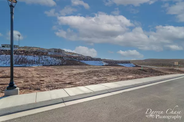 Hurricane, UT 84737,911 W Rock View DR #40