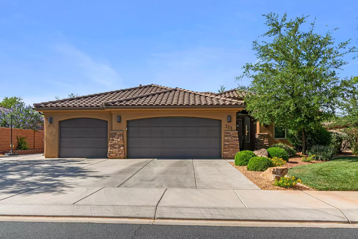 Ivins, UT 84738,323 Desert Rose Way