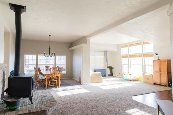 Loa, UT 84747,349 S 500 W