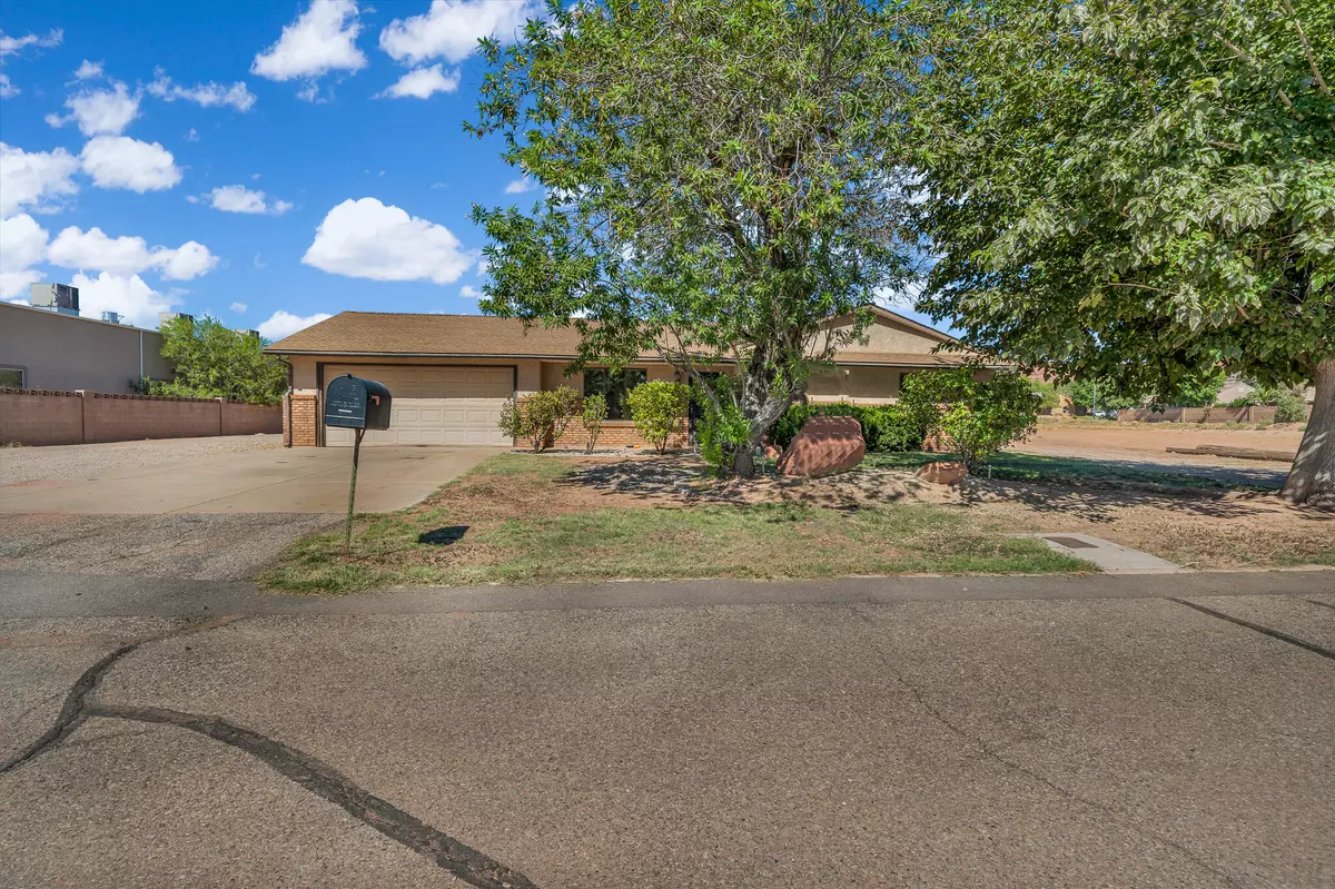 St George, UT 84770,2136 W 1800 N