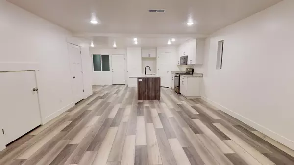 Cedar City, UT 84720,920 S 25 E  #18B