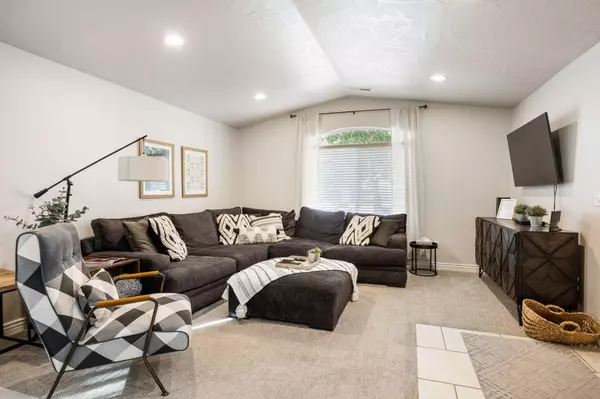 La Verkin, UT 84745,14 E 420 STN