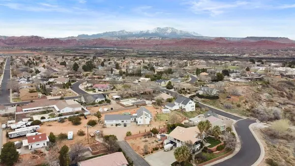 Santa Clara, UT 84765,1647 Rim Circle 11 CIR #11