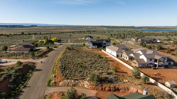 Kanab, UT 84741,1222 Country Estates LN #27