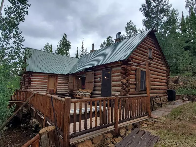 Duck Creek, UT 84762,3705 N Ray's Navajo View