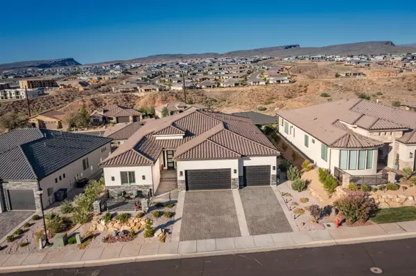 2819 W Mirabella,  St George,  UT 84770