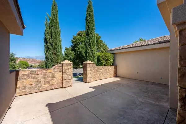 St George, UT 84770,584 E Price Hills DR