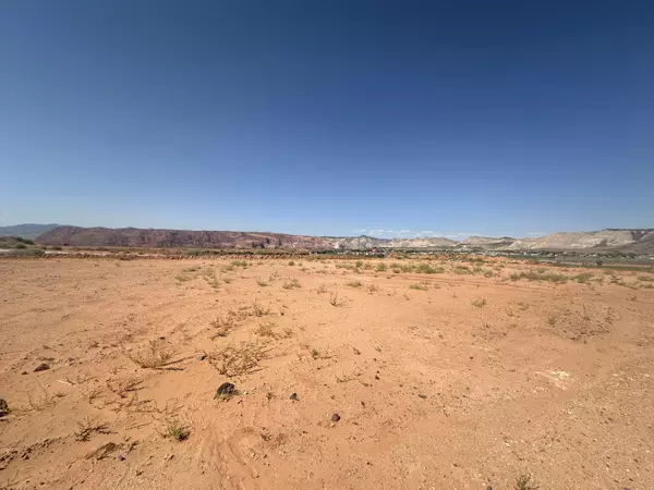 St George, UT 84770,Canyon Tree DR #106