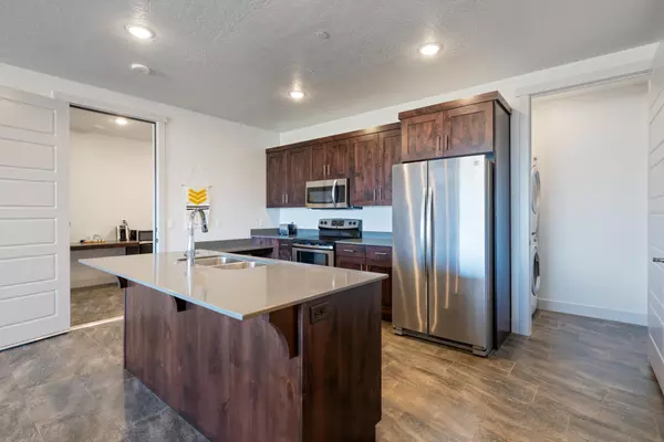 Hurricane, UT 84737,5136 W Villas DRN #7-301