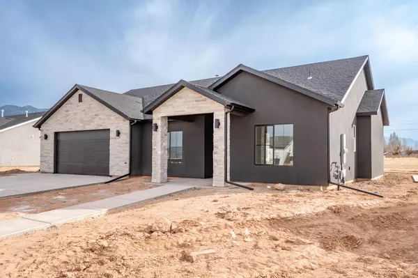 Enoch, UT 84721,878 E Winchester DR