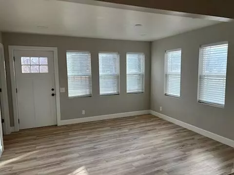 Escalante, UT 84726,144 E 200 N