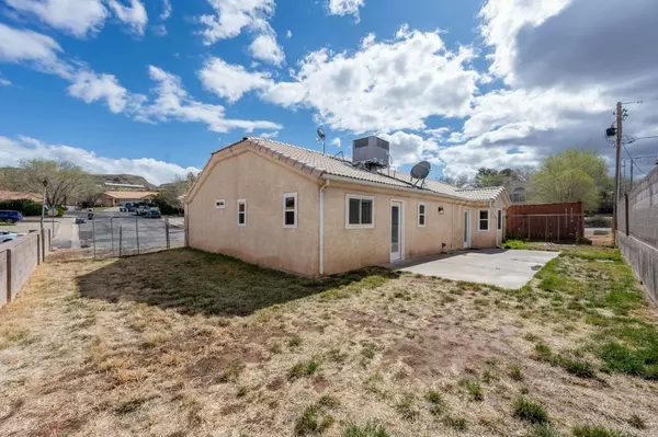 La Verkin, UT 84745,615 N 220 W
