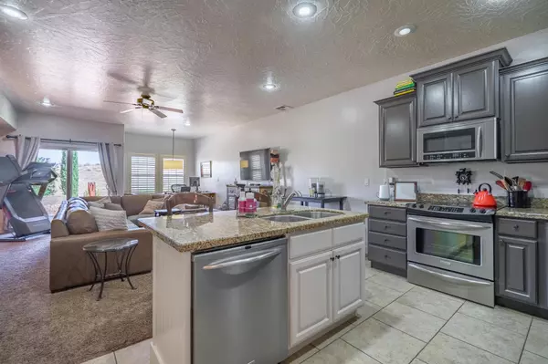 1055 W Province Way #111 St George, UT 84770