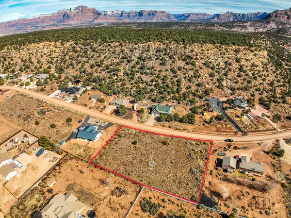 2787 N Foothill Dr., Apple Valley, UT 84737