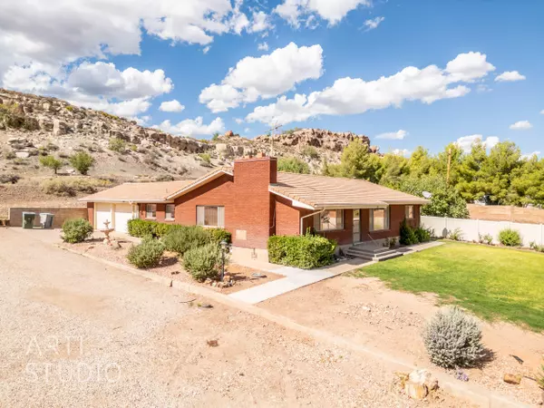 Leeds, UT 84746,48 W Center ST