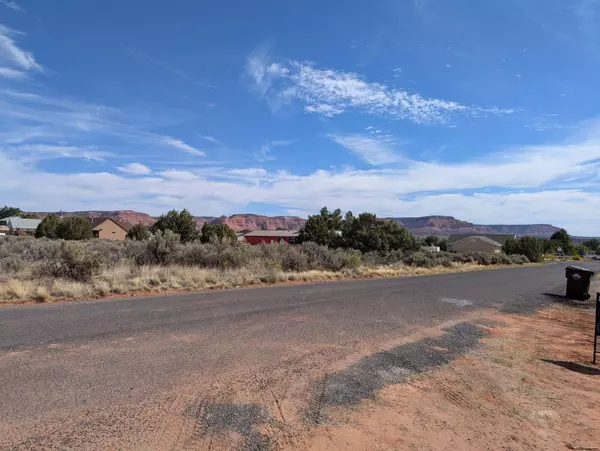Kanab, UT 84741,859 W Chamberlain DR