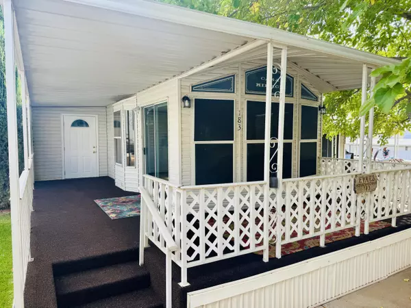 Washington, UT 84780,1150 W RED HILLS Parkway #183