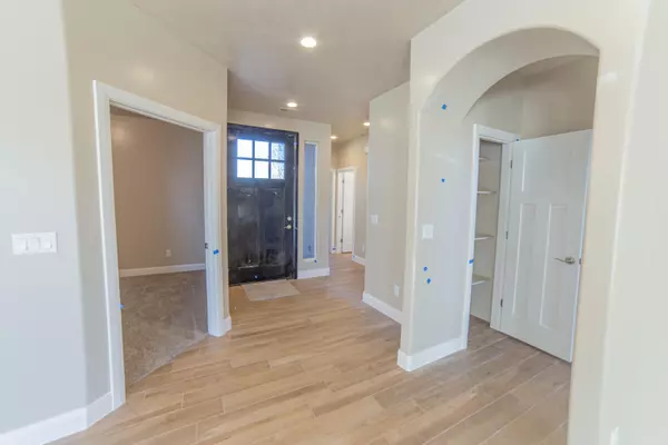 Hurricane, UT 84737,517 N 3010 W