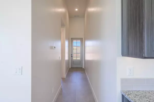 Hurricane, UT 84737,3007 W 570 N